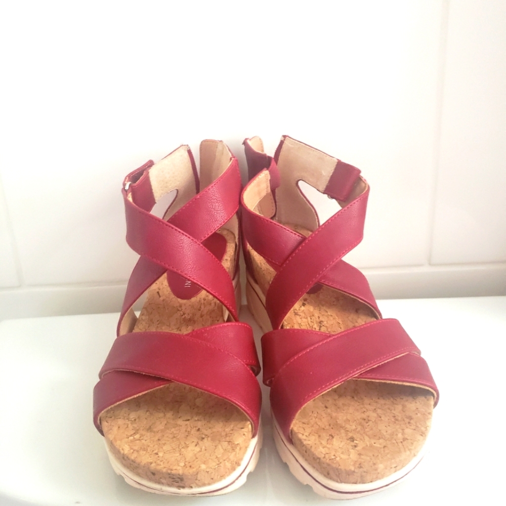 Rubber sole sporty comfort sandal - Picture 3 of 4